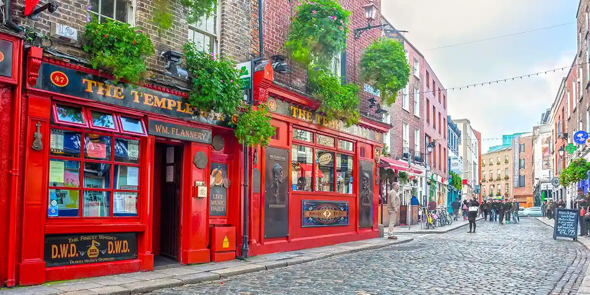 https://toduk.blob.core.windows.net/hotelimage/package/slider/upload-1200 (1)dublin23092024.webp